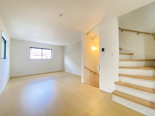 相模原市南区南台2丁目　新築戸建　全2棟　1号棟