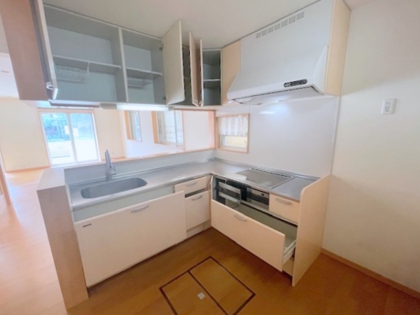 海老名市東柏ケ谷４丁目の中古一戸建て