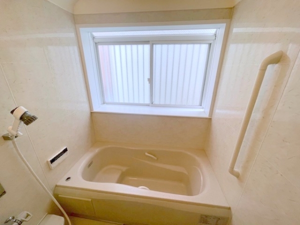 海老名市東柏ケ谷４丁目の中古一戸建て