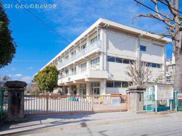 座間市新田宿の中古一戸建て(座間市立座間小学校)