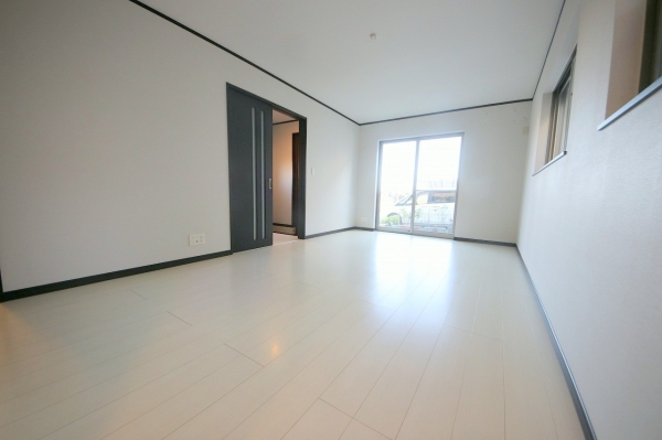 座間市新田宿の中古一戸建て