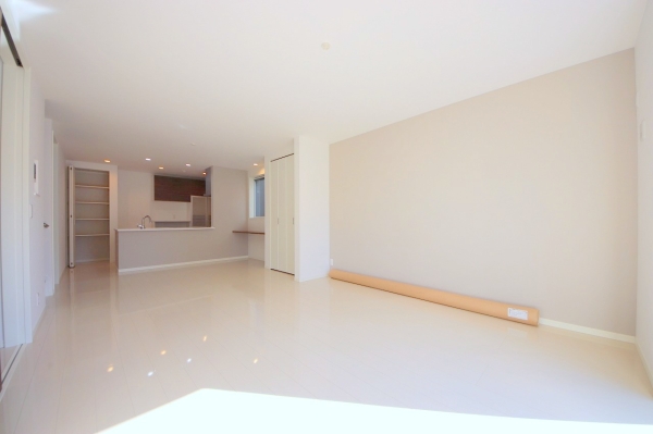 大和市南林間8丁目II期　新築分譲住宅　A号棟