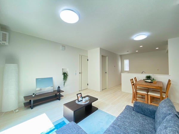 大和市福田24　1期　新築分譲住宅　2号棟