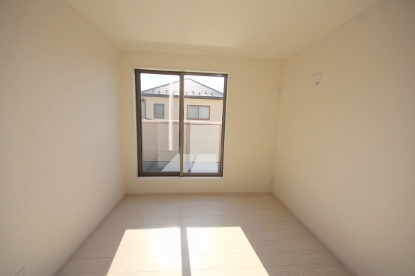 座間市南栗原6丁目　新築戸建　全2棟　2号棟