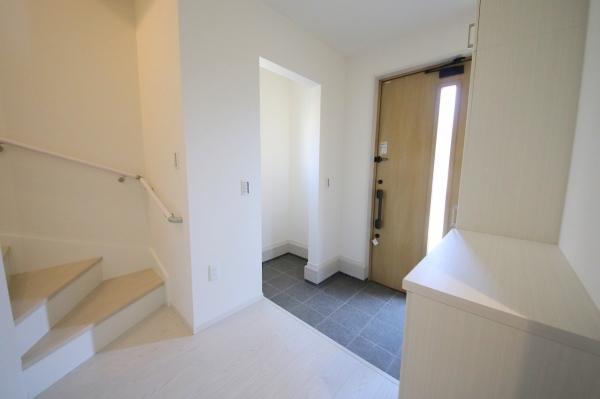 座間市南栗原6丁目　新築戸建　全2棟　1号棟