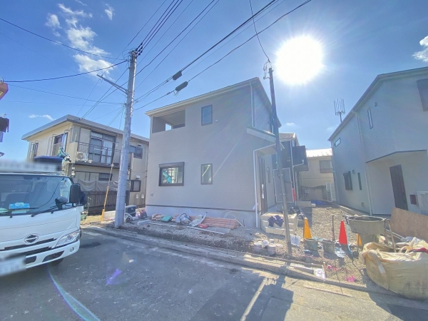 横浜市瀬谷区宮沢２丁目　新築戸建　全２棟　２号棟