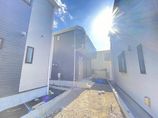 横浜市瀬谷区宮沢２丁目　新築戸建　全２棟　１号棟