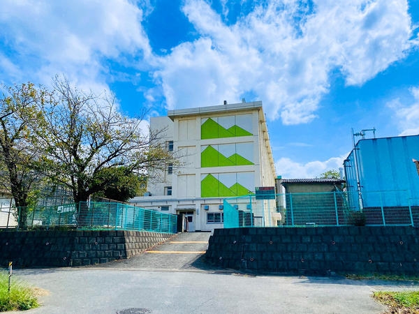 高座郡寒川町小谷1丁目の土地(寒川町立小谷小学校)