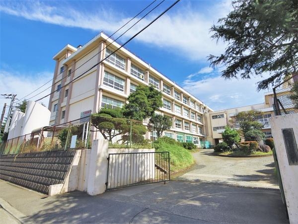 高座郡寒川町小谷1丁目の土地(寒川町立旭が丘中学校)