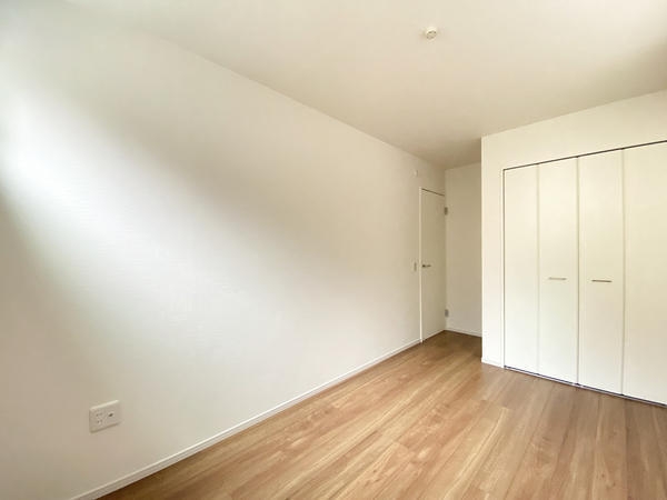 大和市鶴間1丁目　新築戸建　2号棟