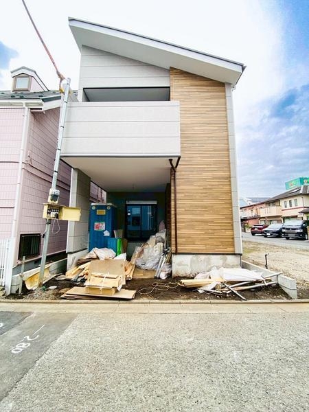 大和市鶴間1丁目　新築戸建　2号棟