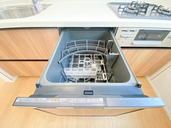 大和市西鶴間2丁目　新築戸建　全2棟　1号棟