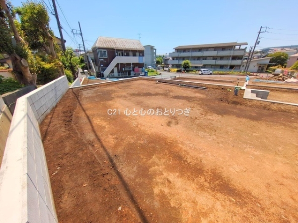 綾瀬市寺尾本町3丁目　新築戸建　全8区画　2号棟