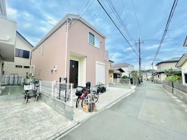 大和市上和田の中古一戸建て(前面道路含む現地写真)