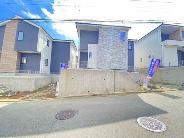 横浜市瀬谷区阿久和西2丁目 新築戸建 全3棟 2号棟