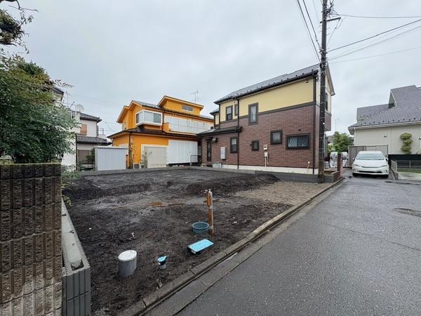 相模原市南区鵜野森2丁目 新築分譲住宅(前面道路含む現地写真)