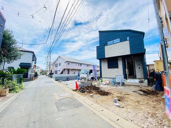 横浜市瀬谷区瀬谷5丁目 新築戸建(前面道路含む現地写真)