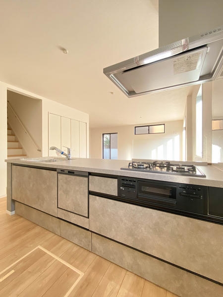 海老名市杉久保南4丁目　新築戸建