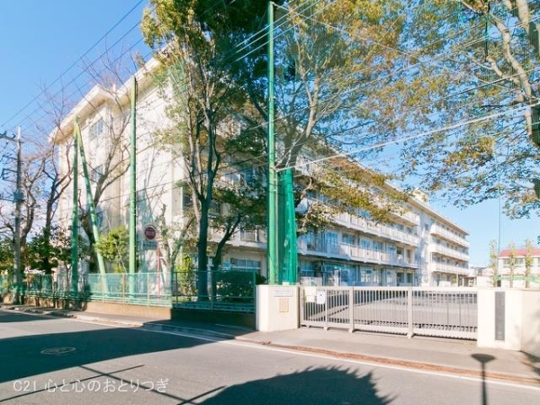 横浜市瀬谷区下瀬谷３丁目の新築一戸建(横浜市立瀬谷さくら小学校)