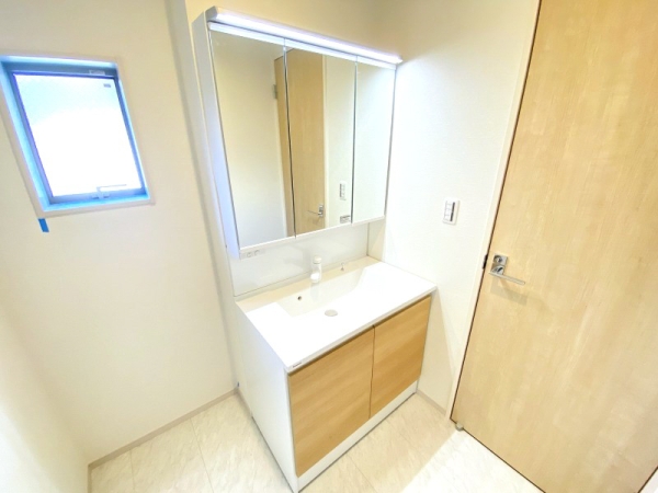 綾瀬市落合南3丁目　新築戸建　全2棟　1号棟