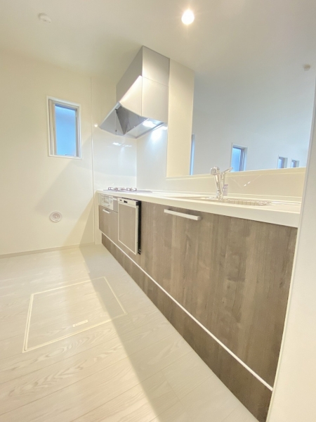 藤沢市高倉　新築戸建　全３棟　３号棟