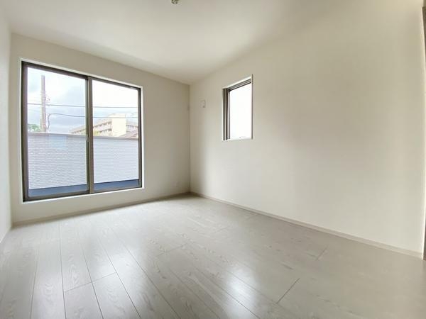 藤沢市高倉　新築戸建　全３棟　３号棟