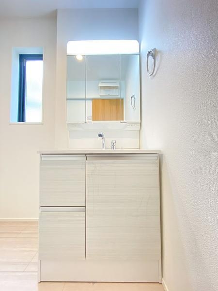 海老名市上今泉5丁目　新築戸建