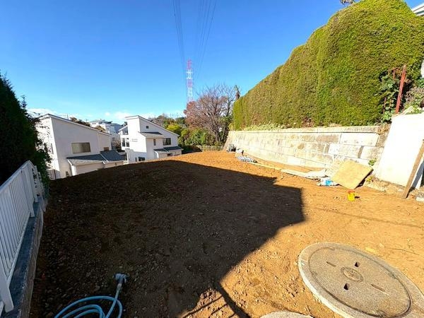 横浜市青葉区美しが丘２丁目の土地
