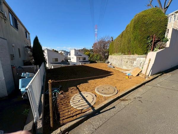 横浜市青葉区美しが丘２丁目の土地