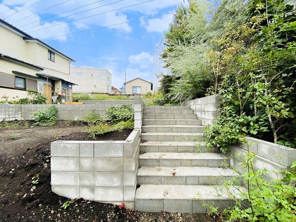 綾瀬市大上１丁目の土地