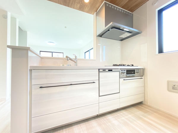 綾瀬市小園　新築戸建