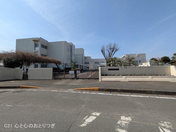 相模原市中央区上溝12期　新築分譲住宅　1号棟(相模原市立上溝南中学校)