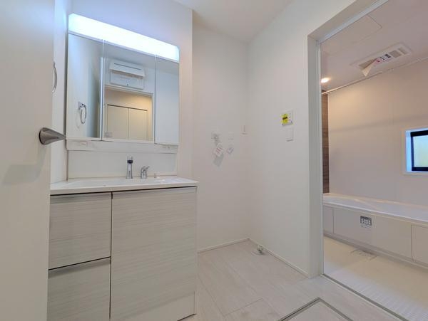 綾瀬市寺尾本町1丁目2期　新築分譲住宅　5号棟