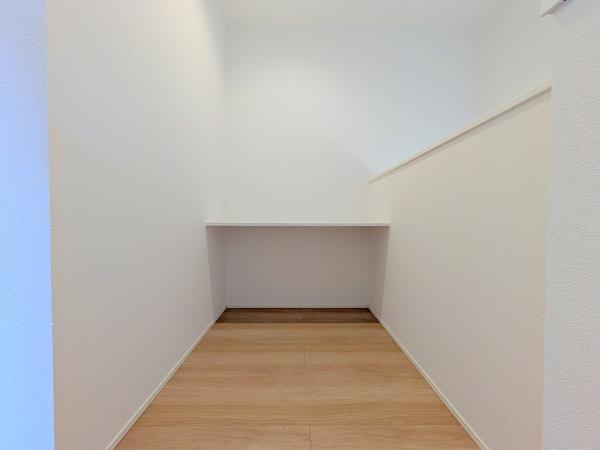 綾瀬市寺尾本町1丁目2期　新築分譲住宅　5号棟