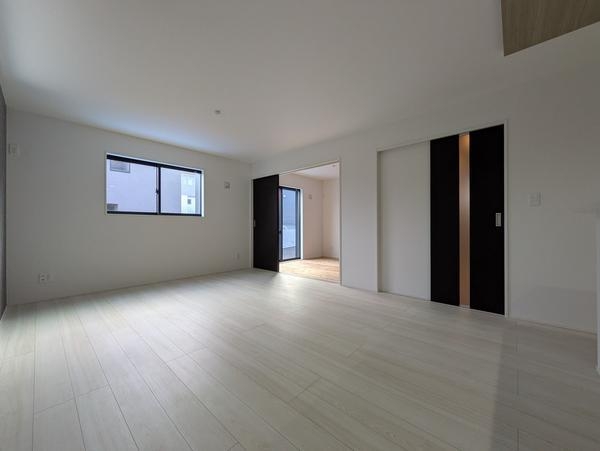 綾瀬市寺尾本町1丁目2期　新築分譲住宅　4号棟