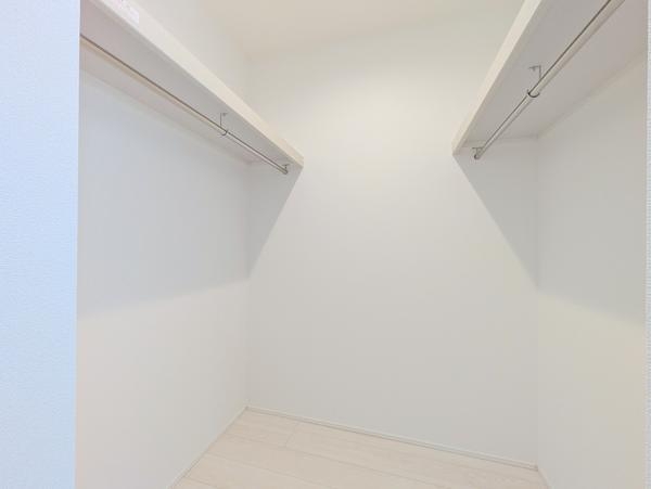 綾瀬市寺尾本町1丁目2期　新築分譲住宅　4号棟