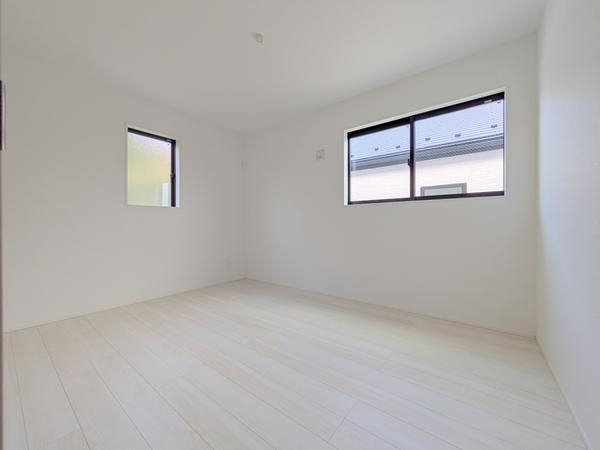 綾瀬市寺尾本町1丁目2期　新築分譲住宅　4号棟