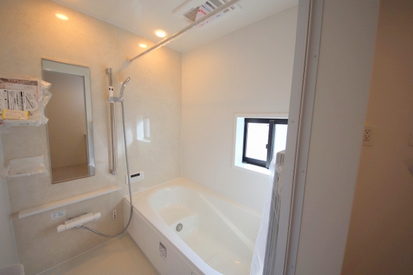 綾瀬市寺尾本町1丁目2期　新築分譲住宅　2号棟