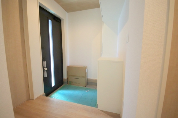 綾瀬市寺尾本町1丁目2期　新築分譲住宅　2号棟