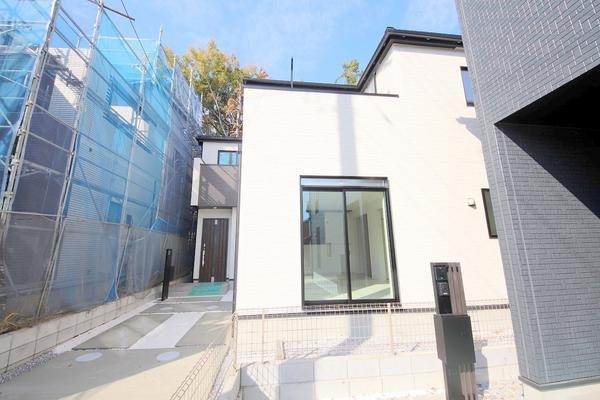 綾瀬市寺尾本町1丁目2期 新築分譲住宅 1号棟