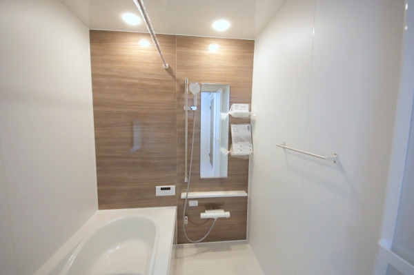 綾瀬市寺尾本町1丁目2期　新築分譲住宅　1号棟