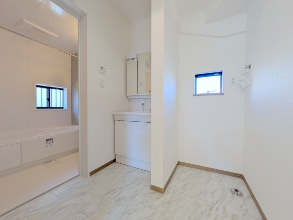 座間市西栗原2丁目　新築分譲住宅　B号棟