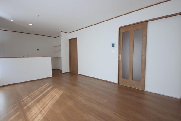 相模原市南区上鶴間1丁目　新築分譲住宅　B号棟