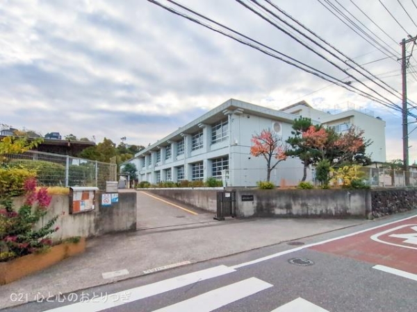 藤沢市片瀬の新築一戸建(藤沢市立片瀬小学校)