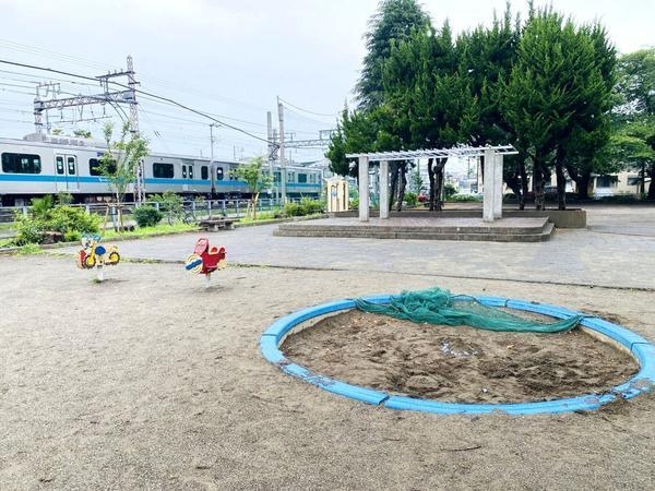 リズ東林間(松が枝公園)