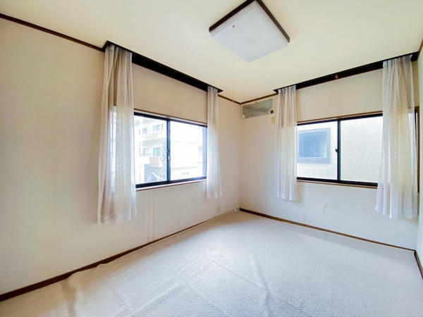 座間市小松原２丁目の中古一戸建て