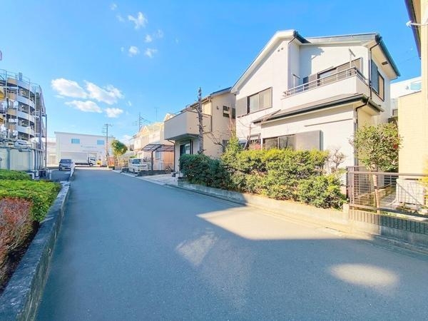 座間市小松原２丁目の中古一戸建て