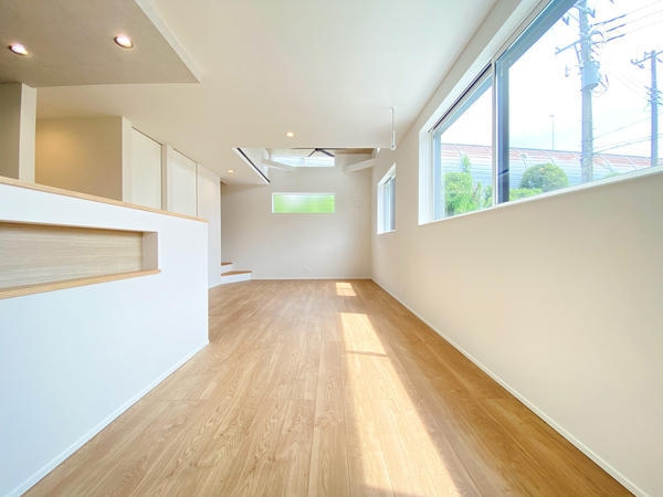 海老名市大谷南3丁目　新築戸建　全3棟　B号棟