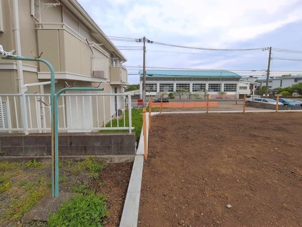 座間市緑ケ丘５丁目の土地