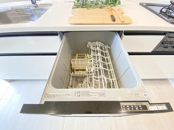 大和市西鶴間　新築戸建